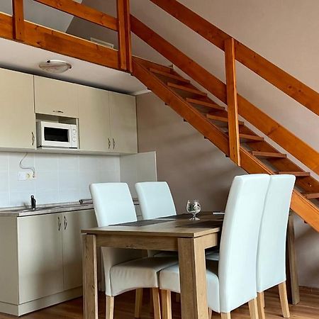 Gyula Var Premium Apartman المظهر الخارجي الصورة