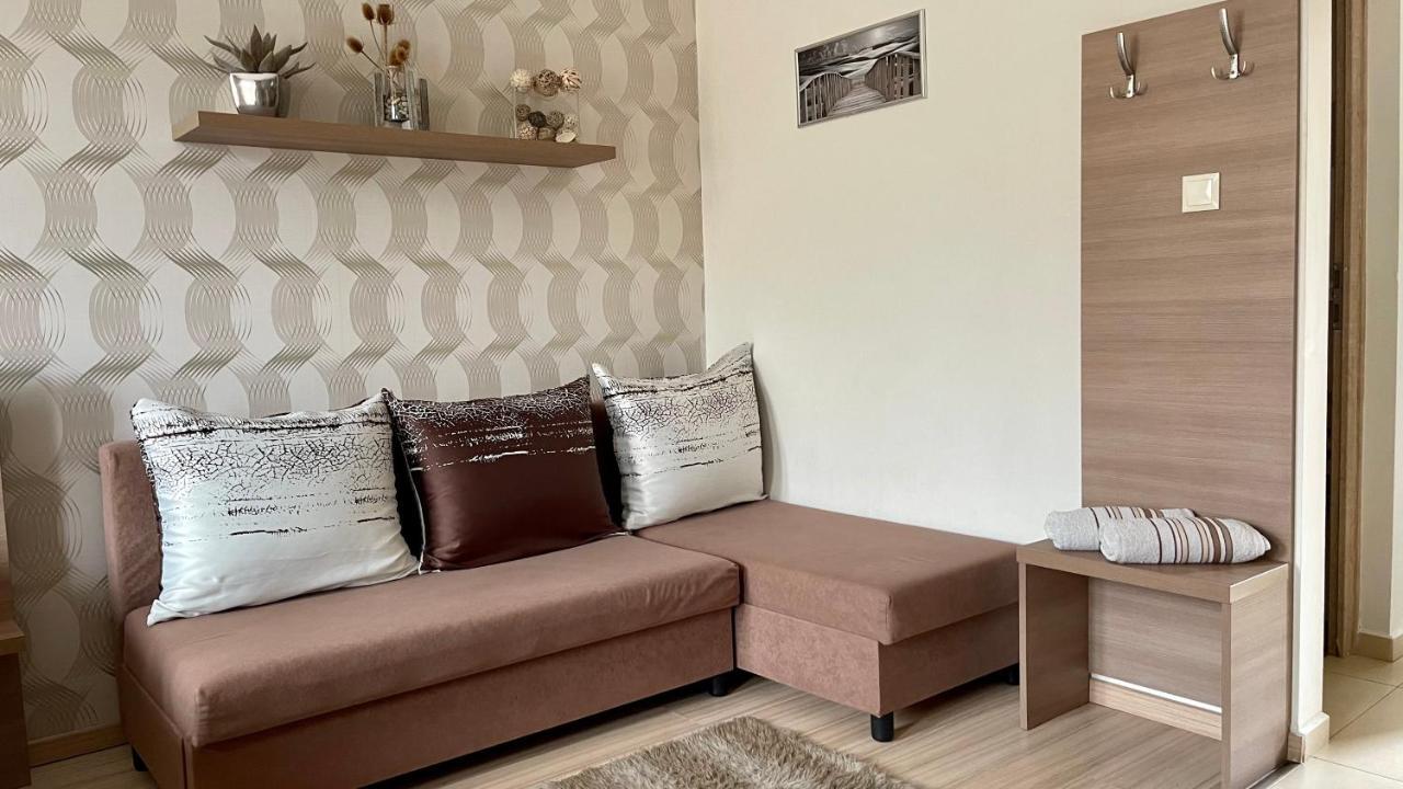 Gyula Var Premium Apartman المظهر الخارجي الصورة